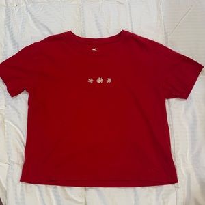 Red with 3 white flower T-shirt